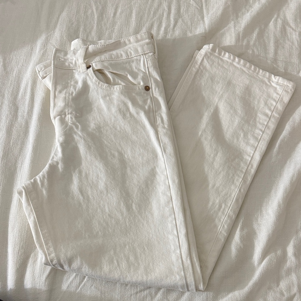 H&M Women's white Straight Leg pants